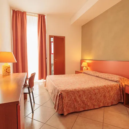 Poseidonia Mare Paestum