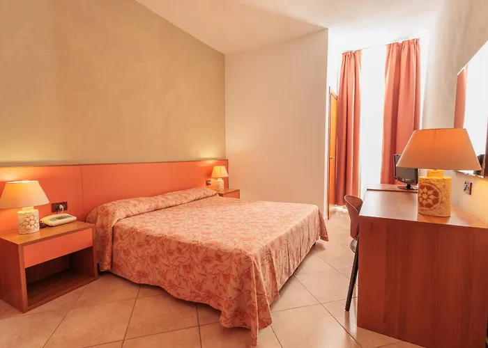 Poseidonia Mare 3*